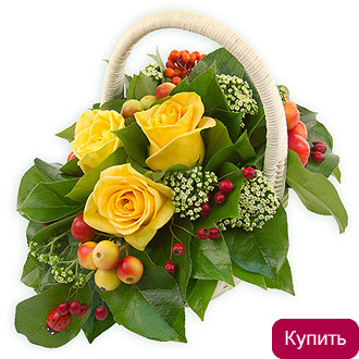 Корзинка с розами Ягодная сказка